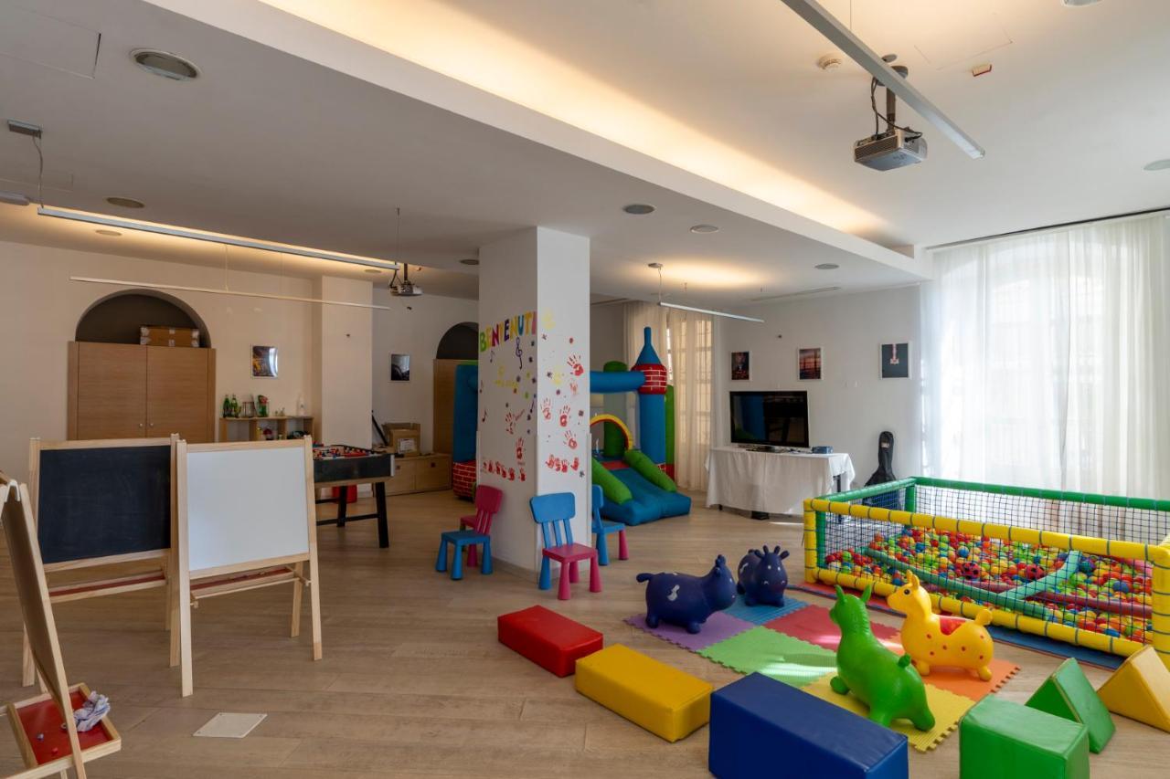 Grand Hotel Alassio Beach & Spa Resort - The Leading Hotels Of The World Kültér fotó